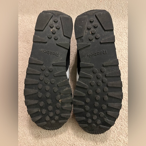 Like New Mens Reebok Classic Nylon Sneakers Size 12 - Picture 4 of 4